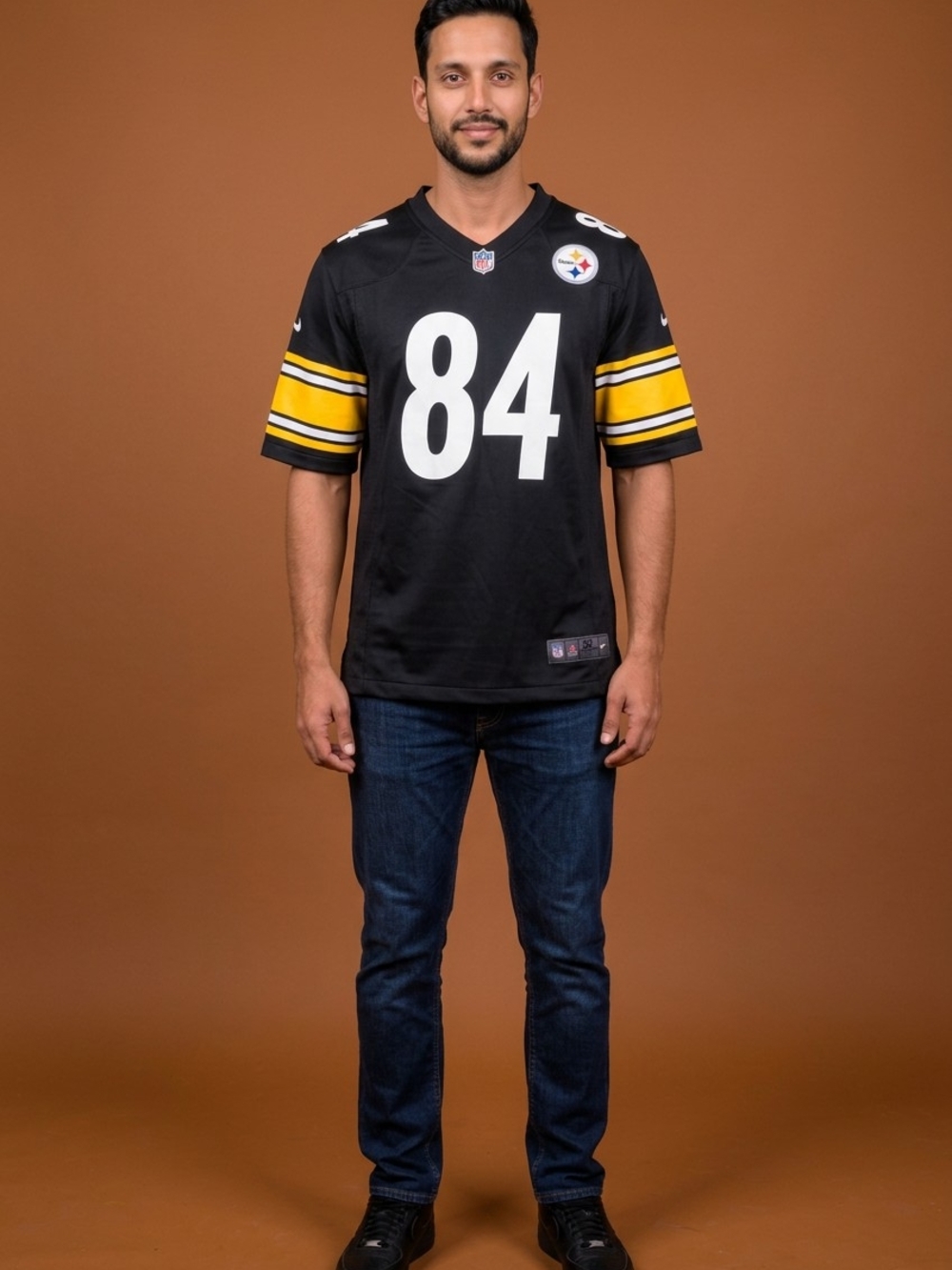 NFL Steelers Black and White Apparel Size XL On Field Tag